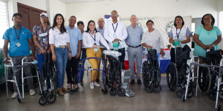 INDEX une a dominicanos en Washington con sus compueblanos de Las Matas de Farfán a través de donación