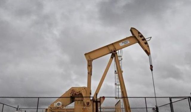 El petróleo de Texas abre con una bajada del 1,17 %, hasta 103,93 dólares