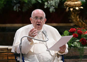 El Vaticano anuncia para finales de agosto la visita de Francisco a una ciudad italiana y aviva con eso rumores sobre su posible renuncia