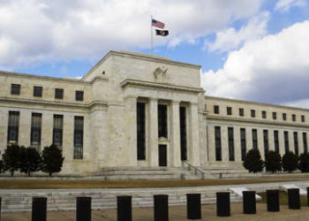 La Reserva Federal de EE.UU. intenta combatir la inflación con el mayor aumento de la tasa de interés desde 1994