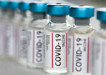 Calculan que las vacunas evitaron casi 20 millones de muertes por covid-19 durante el primer año