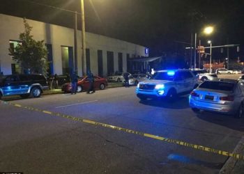 Al menos un muerto y dos heridos en otro tiroteo en una iglesia de EEUU