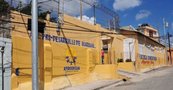 MP asiste a escuela donde se grabó video de alumnas mostrando ropa interior