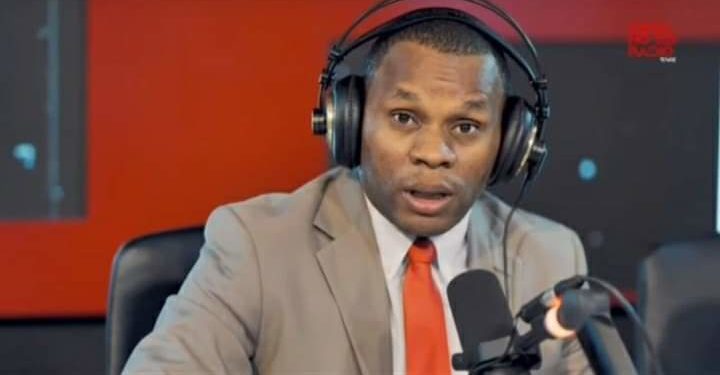 Periodista Ramón Tolentino denuncia recibe mensajes de amenazas de muerte