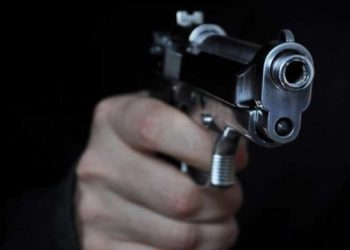 Hieren de bala a un joven en La Vega