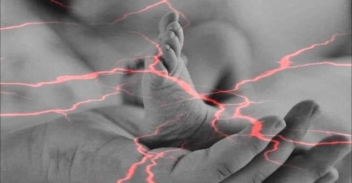 Niña se ahoga con un biberón de leche en Esperanza, Valverde