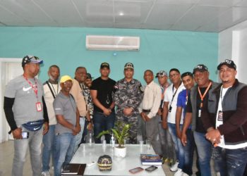 González Moquete se reúne con reporteros de la ciudad de Santiago