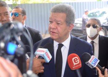 Leonel Fernández dice que sociedad dominicana está doblemente enlutecida por fallecimiento de Ivonne Haza y Frank Rodríguez