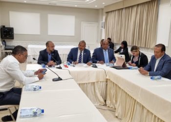 Comisión de asuntos Fronterizos del Senado se reúne con Erodis Cruz