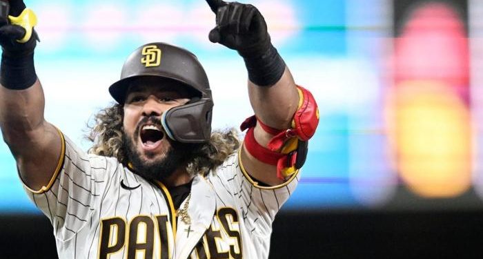 Alfaro fue el héroe de los Padres en la 11ma