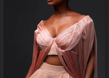 Muere a los 36 años la actriz Busisiwe ‘Busi’ Lurayi, estrella de la comedia de Netflix ‘Cómo arruinar la Navidad: La boda’