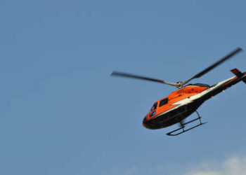 Mueren dos pilotos tras estrellarse un helicóptero en China