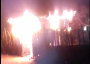 Una vvienda se reduce a cenizas en Azua