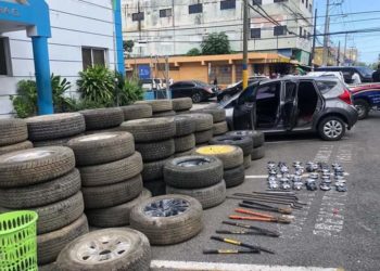 PN apresa hombre al que ocupa 64 neumáticos y 53 centros de aros robados a vehículos estacionados en calles del DN y SDE