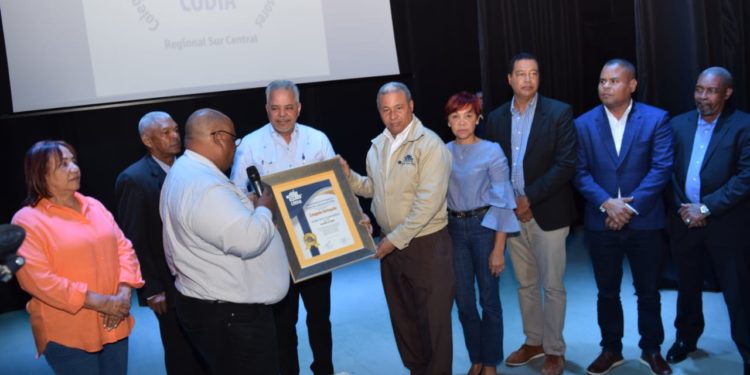 CODIA reconoce a Rafael Salazar, Rudyard Montas y Gustavo Lara Tapia