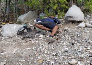 Encuentran joven muerto con varios impactos de balas en Las Charcas, Azua