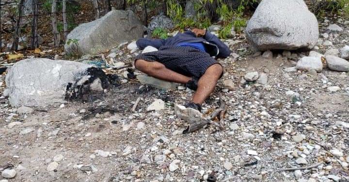 Encuentran joven muerto con varios impactos de balas en Las Charcas, Azua