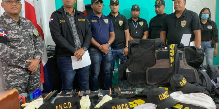 PN captura miembro de peligrosa banda que asaltaba simulando ser agentes de la DNCD
