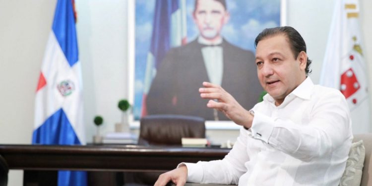 El Monumento de Santiago merece respeto”, afirma alcalde Abel Martínez