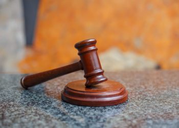 Suprema Corte de Justicia reconoce derechos laborales de servidora pública desvinculada