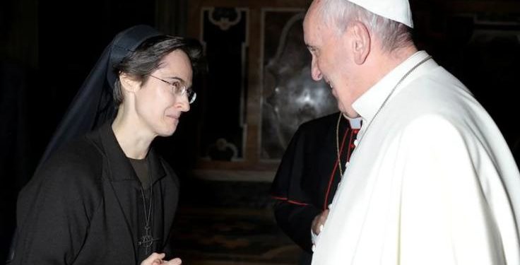 El papa Francisco nombra por primera vez a mujeres en el Comité Asesor de los Obispos