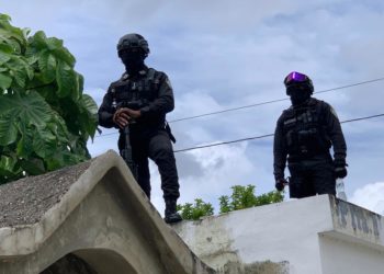 Bajo fuerte protección policial sepultan restos de «El Chupi» quien cayó abatido en presunto enfrentamiento con agentes