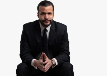 Rafael Paz promueve culminación del muro fronterizo y automatización en los sectores agrícola y construcción