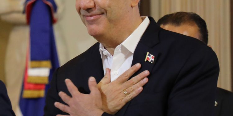 Presidente Abinader dice que ahora quien roba en el Estado, tendrá que devolver lo robado