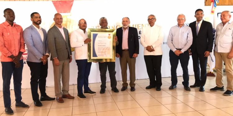 Regional 17 de Educación entrega “Reconocimiento al Mérito Magisterial 2022”