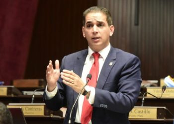 Víctor Fadul califica como un logro aprobación de proyecto para equipamiento Cuerpo de Bomberos de Santiago