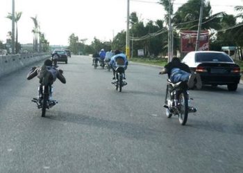Apresan dos que realizaban carreras clandestinas de motocicletas en Monte Plata