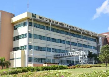 Presidente Abinader designa a René Antonio Mateo como viceministro de Suelos y Aguas del Ministerio de Medio Ambiente