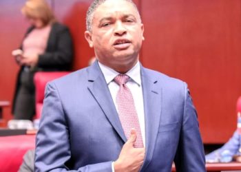 Yvan Lorenzo denuncia que el Gobierno del PRM tiene el récord de mayor número de obras anunciadas y con menos ejecución