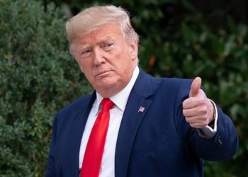 Republicanos exigen ver la declaración jurada que justificó el registro de la mansión de Trump por el FBI