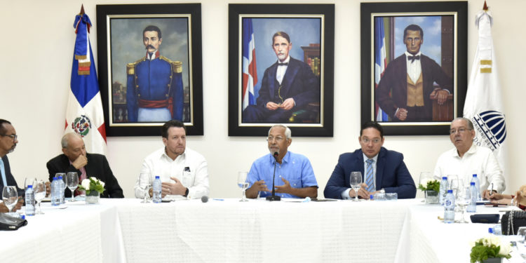 MINERD llama a las universidades a crear una alianza estratégica para elevar la calidad de la enseñanza