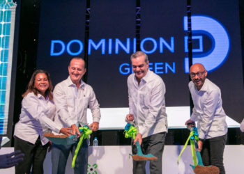 Presidente Abinader participa en primer palazo para construcción de los Parques Fotovoltaicos Washington Capital Solar Park 2 y 3