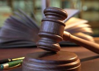 Condenan en España a tres tuiteros a pagar más de 11.000 dólares por desear la muerte de un niño con cáncer