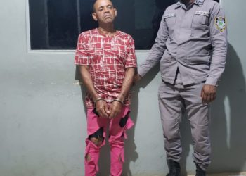 Apresan hombre cambiando dinero falso en Monte Plata