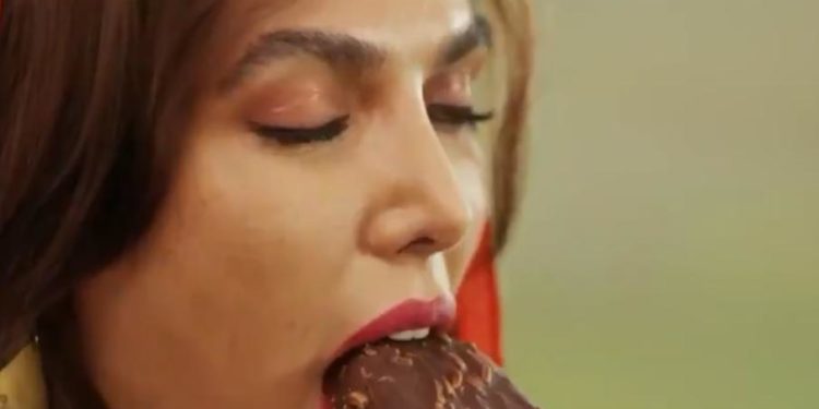 Irán prohíbe a las mujeres aparecer en anuncios tras un polémico comercial de helados