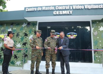 Ministro de Defensa inaugura Centro de Mando, Control y Video Vigilancia del CESMET