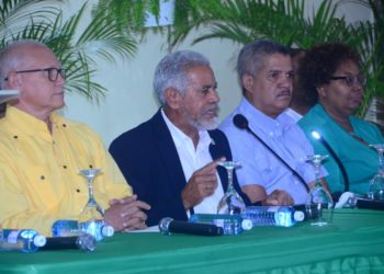 Fuerza del Pueblo dice que el Gobierno habla mucho y hace poco