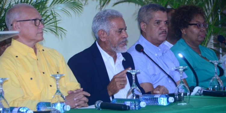 Fuerza del Pueblo dice que el Gobierno habla mucho y hace poco