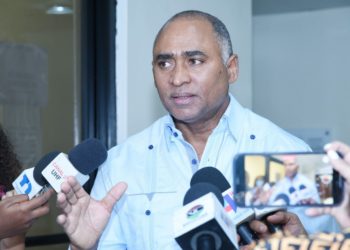 Julito Fulcar es reelecto como vocero del bloque diputados PRM