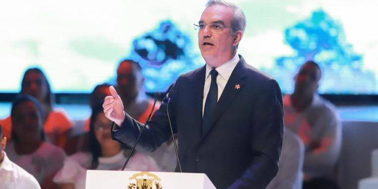 Presidente Abinader anuncia educación de niños y niñas de 3 años de edad para septiembre 2023