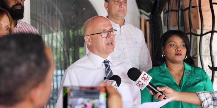 Francisco Domínguez Brito: “Alerta posibles olas de secuestros amenazan República Dominicana”