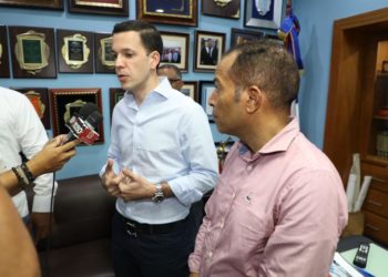 Hugo Beras da inicio a proceso de transformación del transporte público Santiago