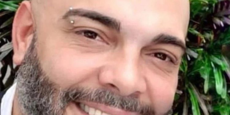 Asesinan al Comunicador Manuel Duncan dentro de un parqueo en SD