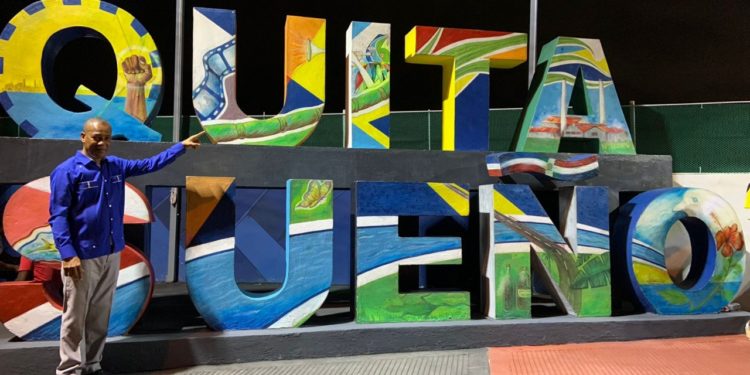 Antonio Brito deja inaugurado impresionante parador fotográfico a la entrada de Quita Sueño