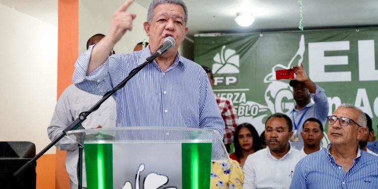 “Se gobierna pensando en los pobres, cosa que no saben hacer los que gobiernan» actualmente, afirma Leonel Fernández