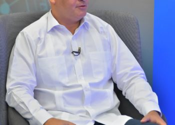 Aseguran funcionarios están concentrados en prolongar gobierno de Abinader y el PRM más allá del 2024